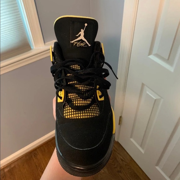 Air Jordan 4 Thunder - Picture 4 of 4